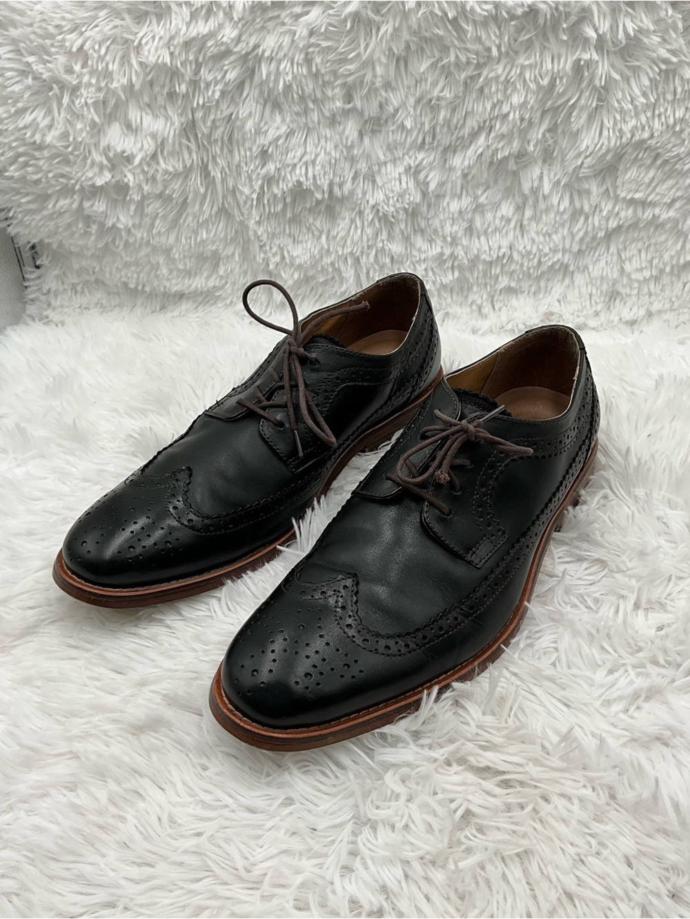 Bass Wingtip Shoes Size 10M Black Leather Oxford Dress Shoe w/ Brown Sole